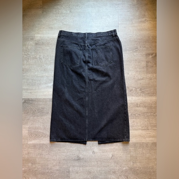 Madewell Denim Mid Rise Front Slit Midi Black Skirt Size 32 - Picture 7 of 7